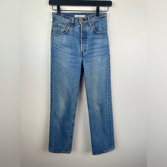 LEVIS Ribcage Straight Ankle Jean in Light Wash Size 25 - Picture 5 of 9